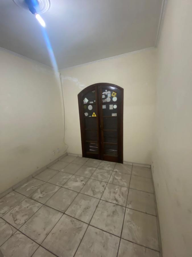 Sobrado para alugar com 4 quartos, 250m² - Foto 5