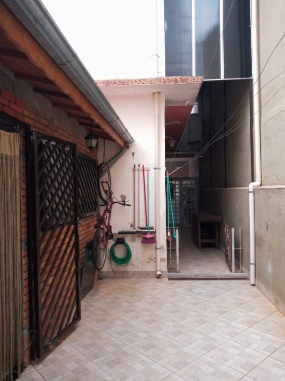 Sobrado à venda com 2 quartos, 165m² - Foto 24