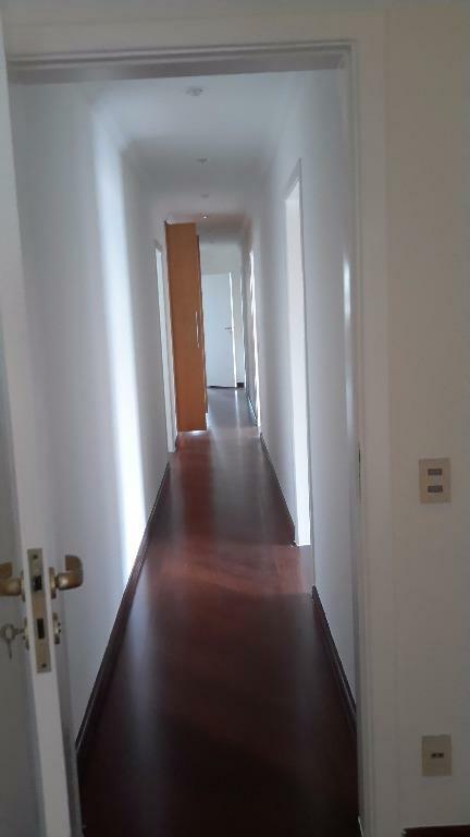 Apartamento à venda com 3 quartos, 300m² - Foto 19