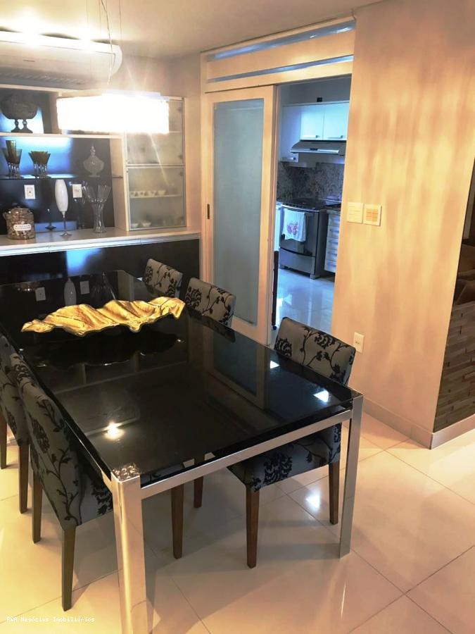 Apartamento à venda com 4 quartos, 215m² - Foto 25