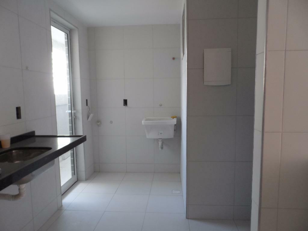 Apartamento à venda com 2 quartos, 80m² - Foto 19