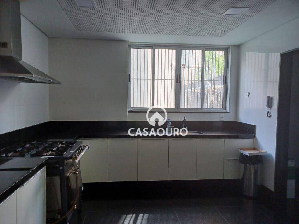 Apartamento à venda com 4 quartos, 217m² - Foto 24