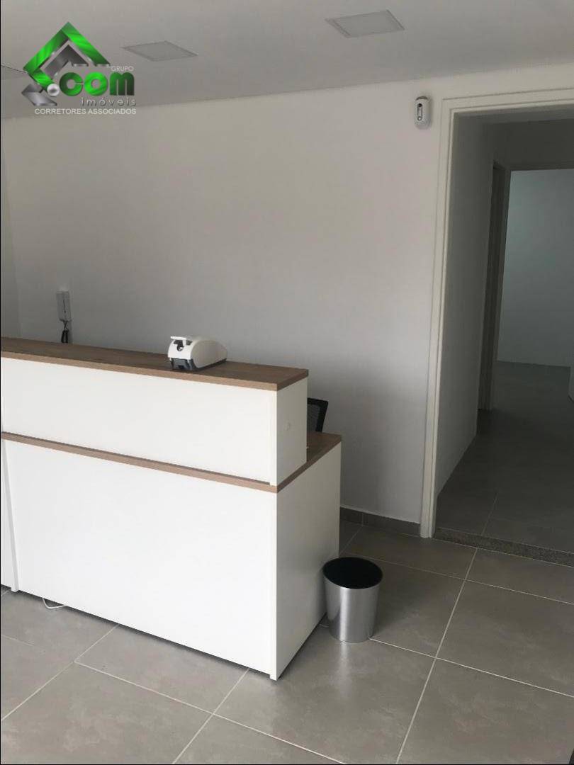 Sobrado à venda com 8 quartos, 335m² - Foto 12