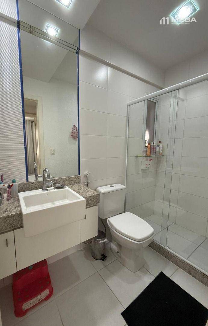 Apartamento à venda com 2 quartos, 107m² - Foto 6