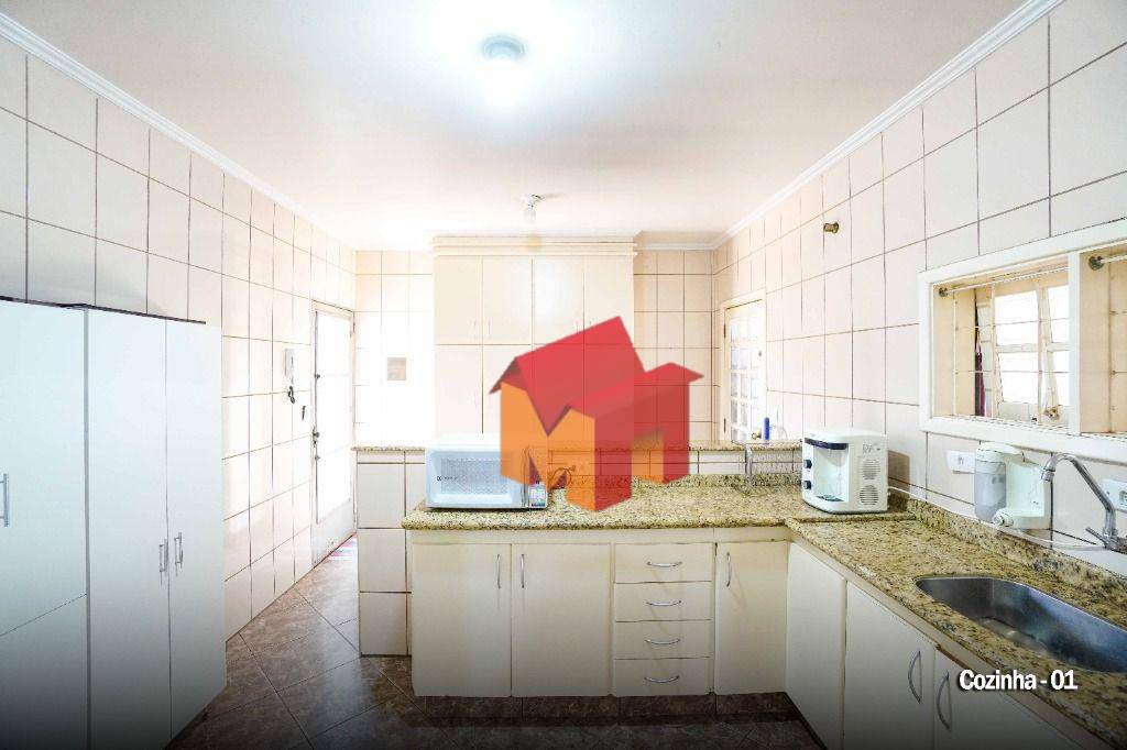 Casa à venda com 3 quartos, 200m² - Foto 10