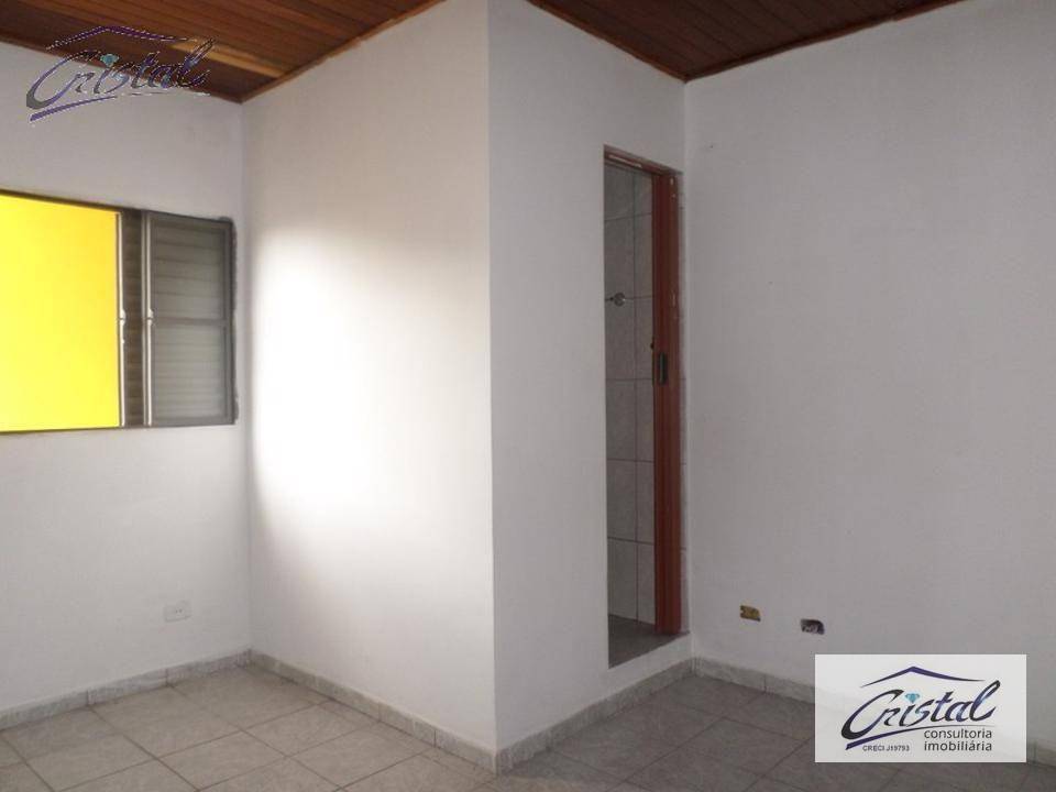 Casa à venda com 5 quartos, 200m² - Foto 2