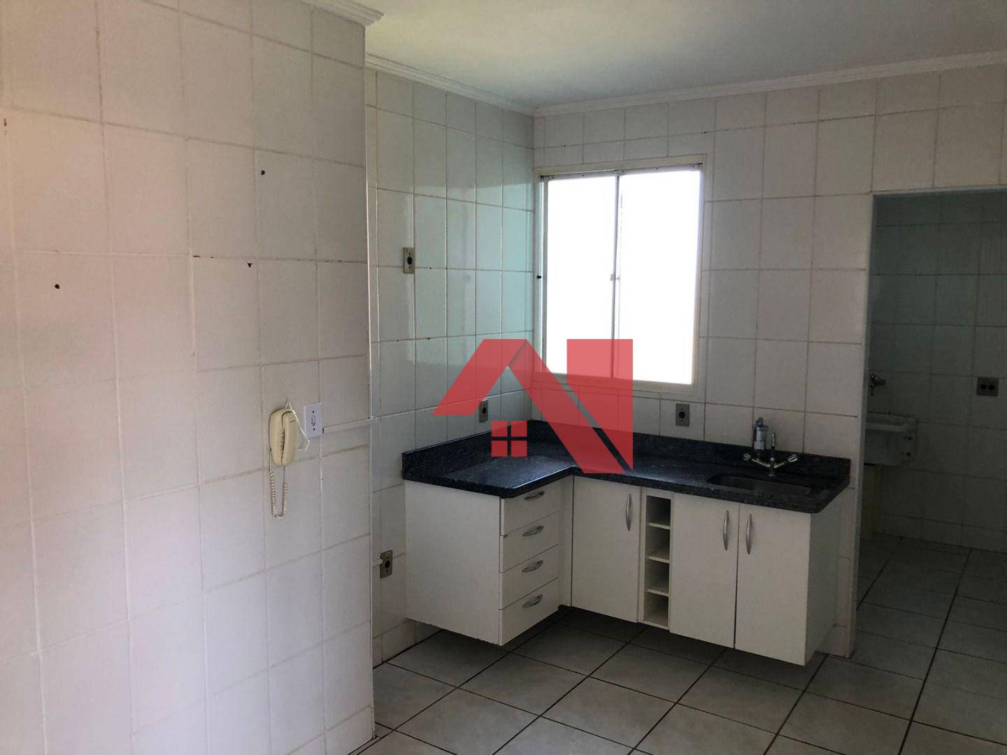 Apartamento à venda com 3 quartos, 90m² - Foto 4