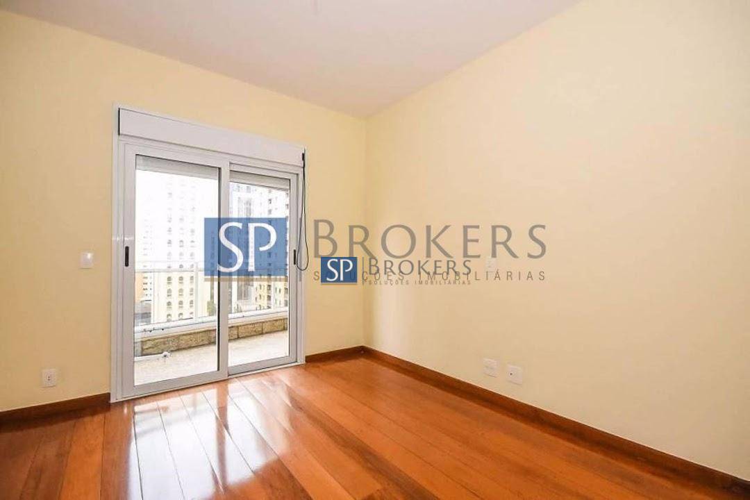 Apartamento para alugar com 4 quartos, 360m² - Foto 18