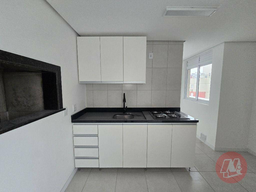 Apartamento para alugar com 3 quartos, 74m² - Foto 4