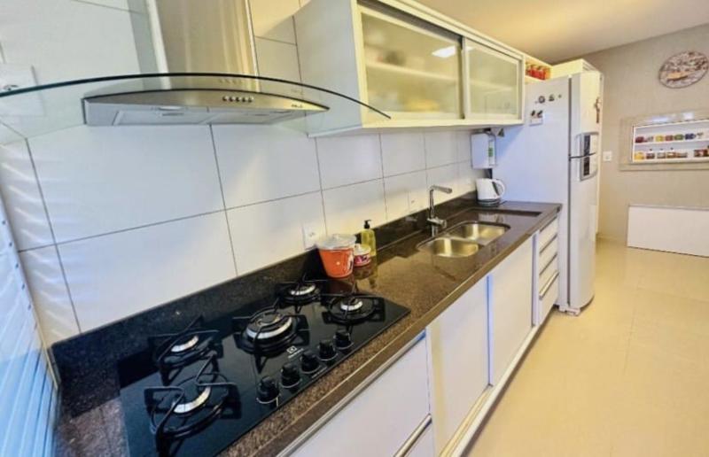 Apartamento à venda com 3 quartos, 125m² - Foto 10