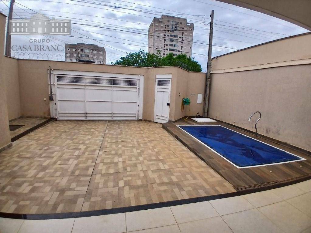 Casa à venda com 3 quartos, 120m² - Foto 4