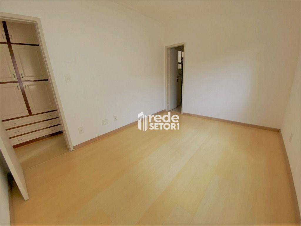 Apartamento à venda com 3 quartos, 120m² - Foto 10