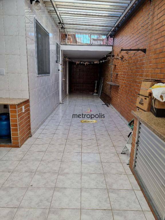 Casa à venda com 2 quartos, 80m² - Foto 17