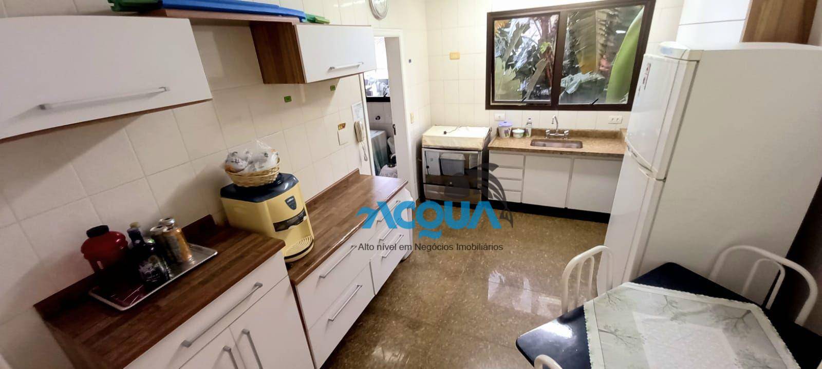 Apartamento à venda com 4 quartos, 140m² - Foto 6