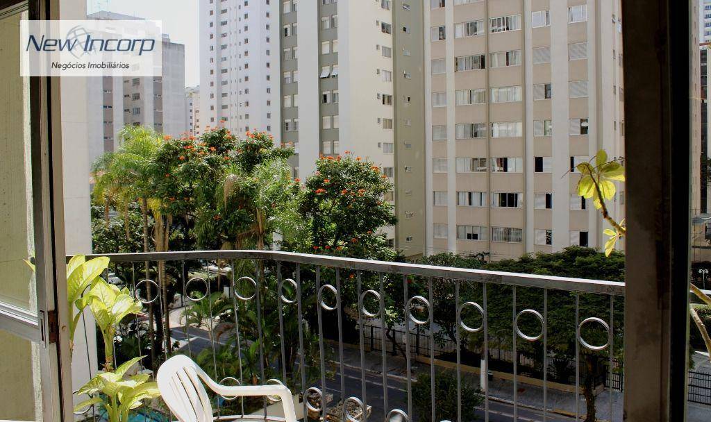 Apartamento à venda com 3 quartos, 150m² - Foto 5