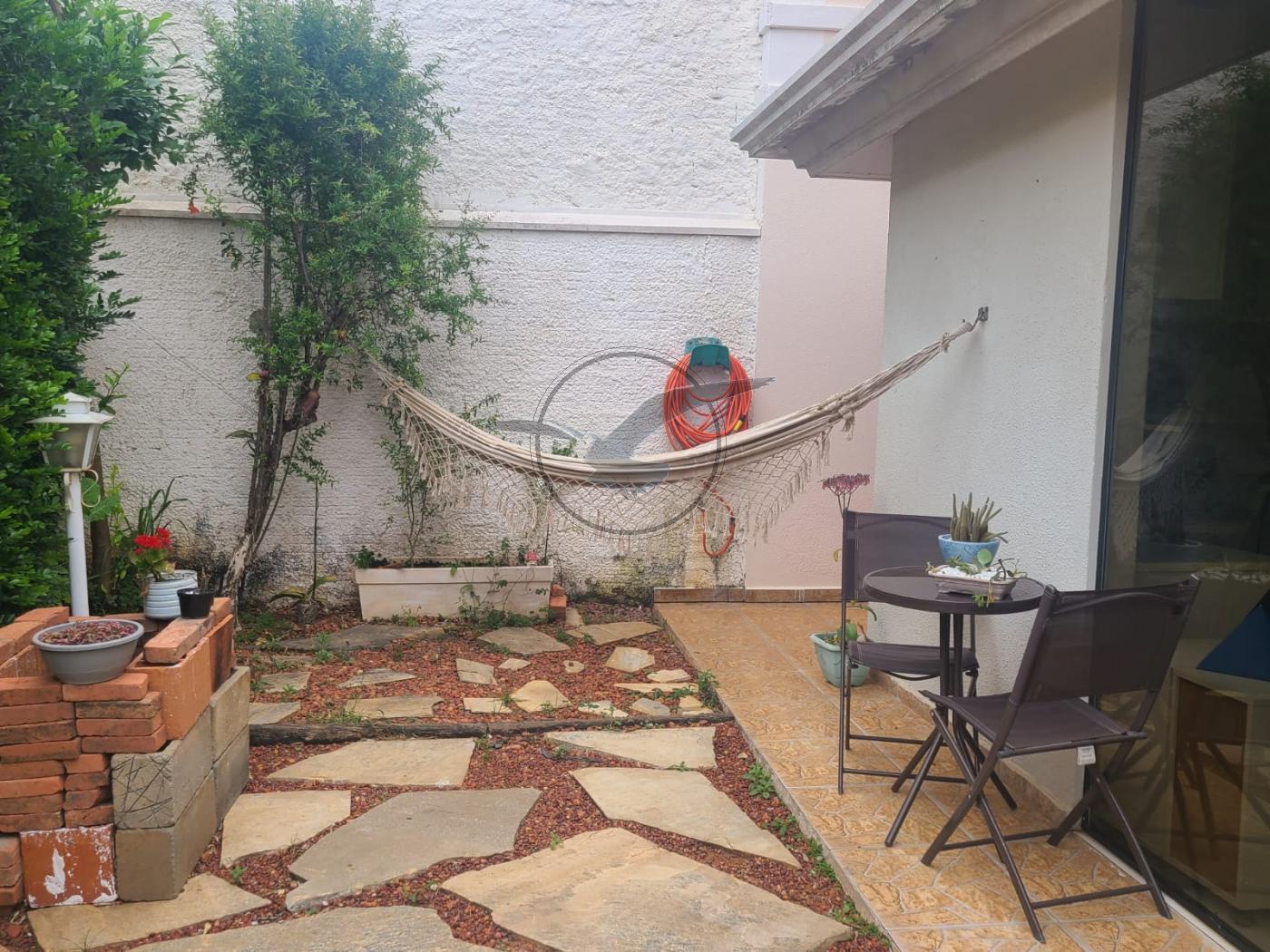 Casa de Condomínio para alugar com 3 quartos, 170m² - Foto 11