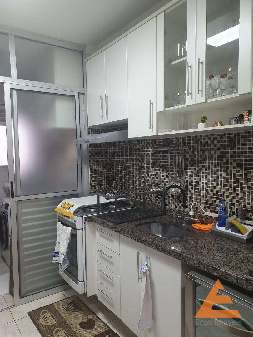 Apartamento à venda com 3 quartos, 72m² - Foto 19