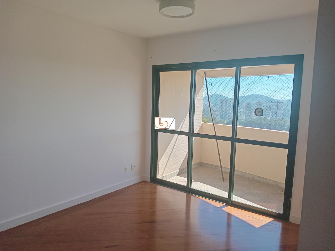 Apartamento para alugar com 3 quartos, 96m² - Foto 10