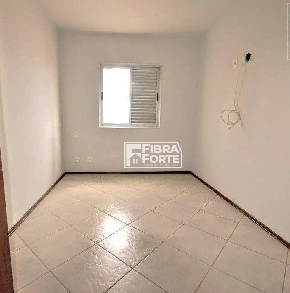 Apartamento à venda com 3 quartos, 85m² - Foto 12