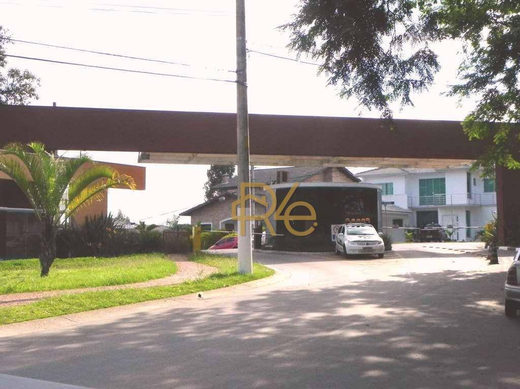 Casa de Condomínio à venda com 4 quartos, 400m² - Foto 52