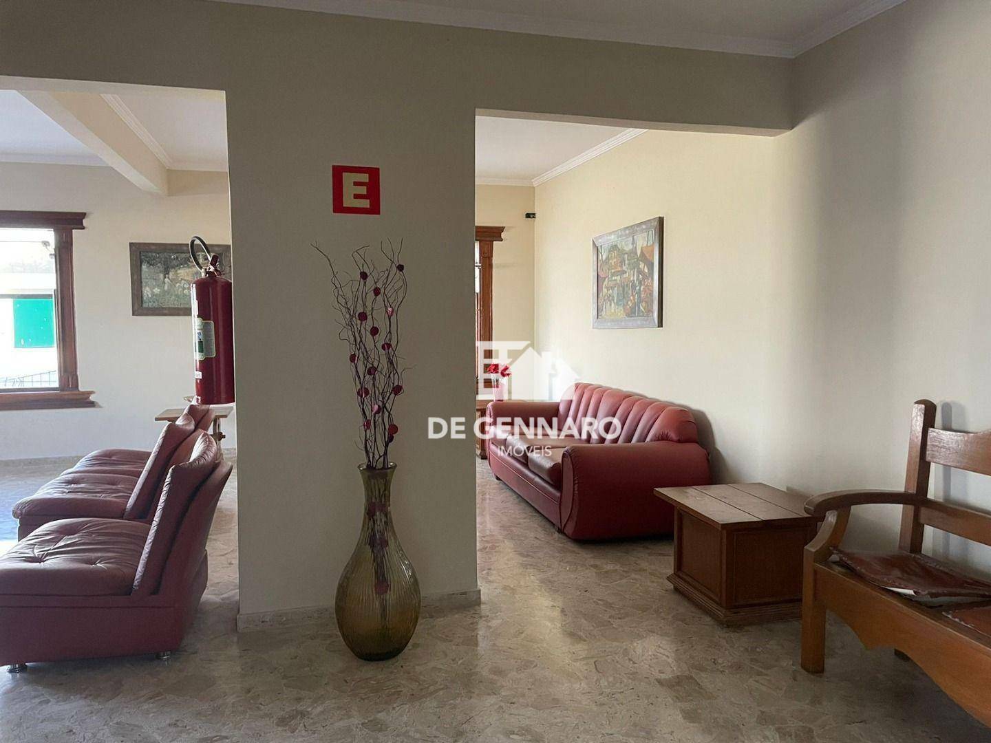 Apartamento à venda com 3 quartos, 118m² - Foto 6