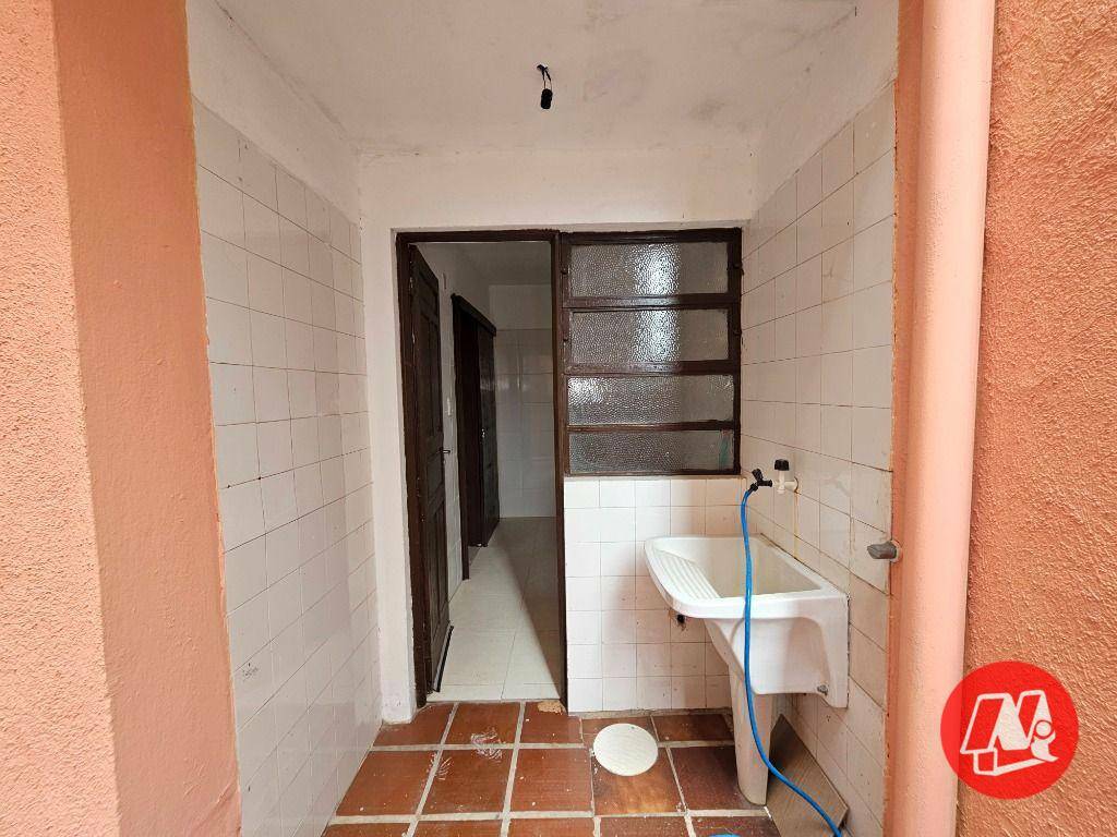 Apartamento para alugar com 1 quarto, 50m² - Foto 8