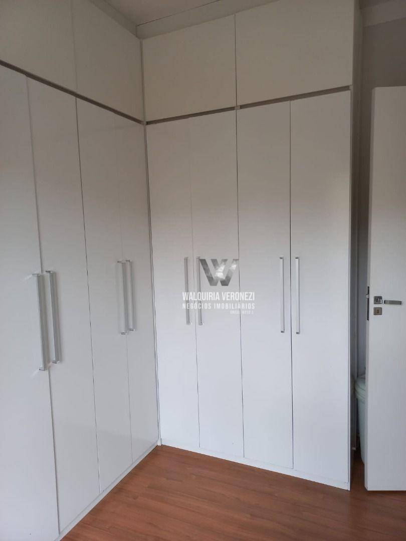 Apartamento à venda com 2 quartos, 75m² - Foto 11