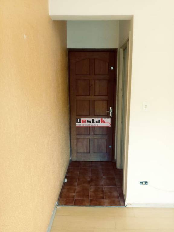 Apartamento à venda com 2 quartos, 56m² - Foto 9