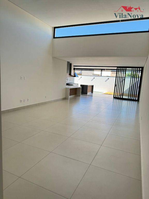 Casa de Condomínio à venda com 3 quartos, 220m² - Foto 5