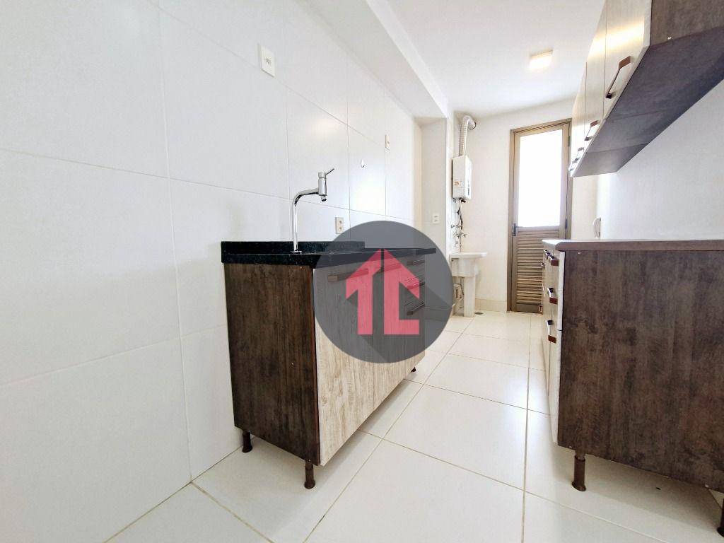 Apartamento para alugar com 3 quartos, 75m² - Foto 8