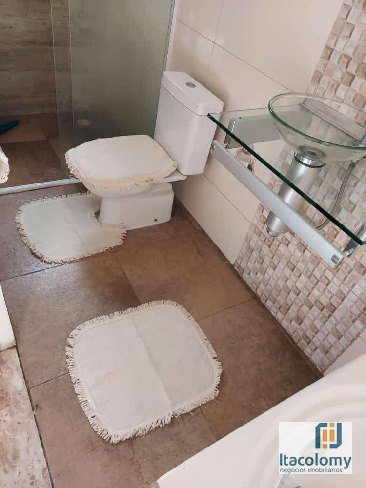 Casa à venda com 4 quartos, 200m² - Foto 8