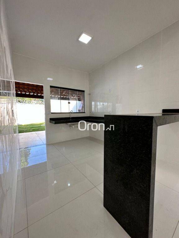 Casa à venda com 3 quartos, 111m² - Foto 5