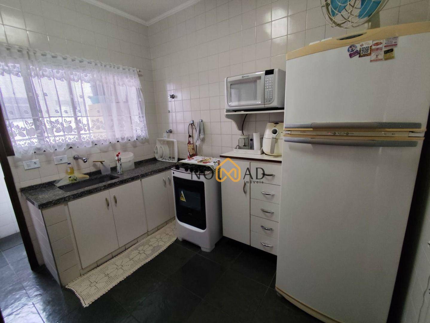 Apartamento à venda com 2 quartos, 80m² - Foto 17