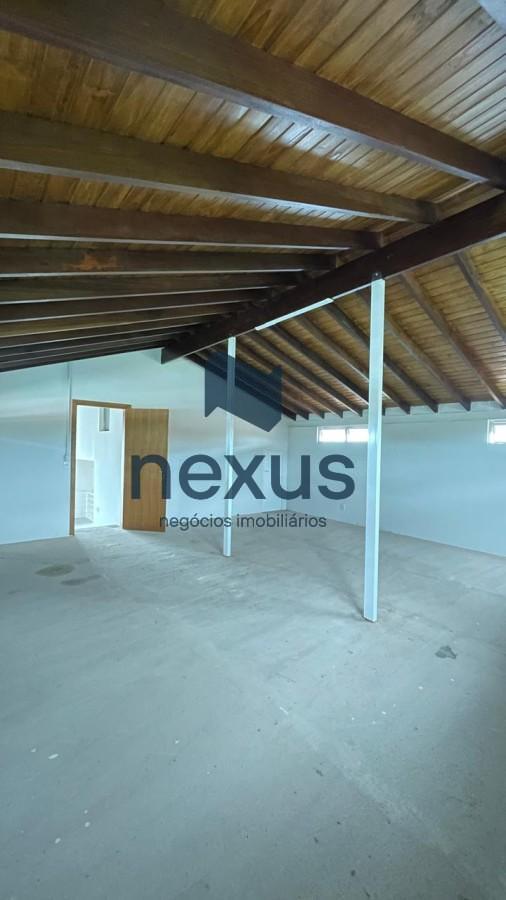 Casa à venda com 3 quartos, 250m² - Foto 13