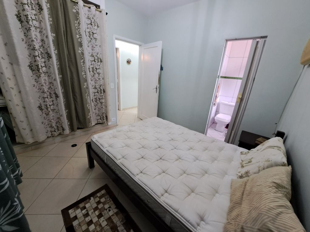 Apartamento à venda com 2 quartos, 70m² - Foto 5