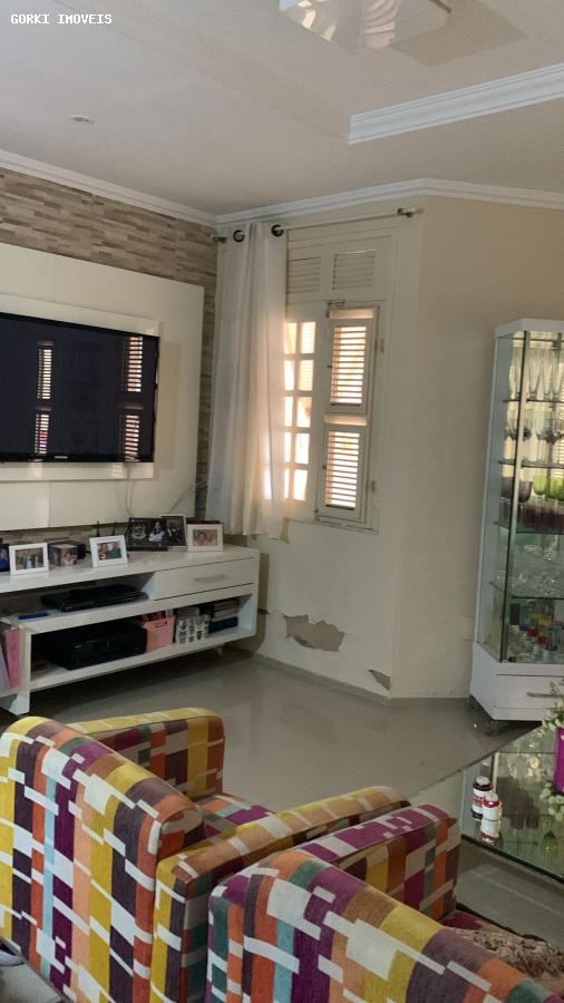 Casa à venda com 3 quartos, 160m² - Foto 6