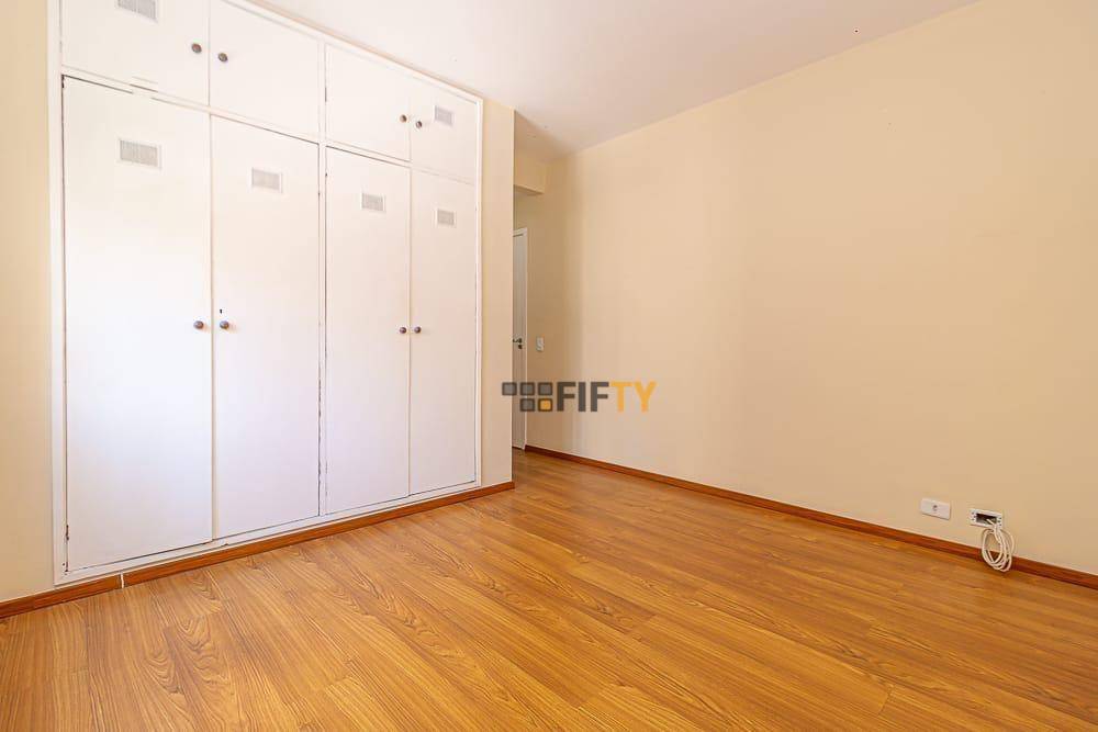 Apartamento à venda com 3 quartos, 128m² - Foto 21