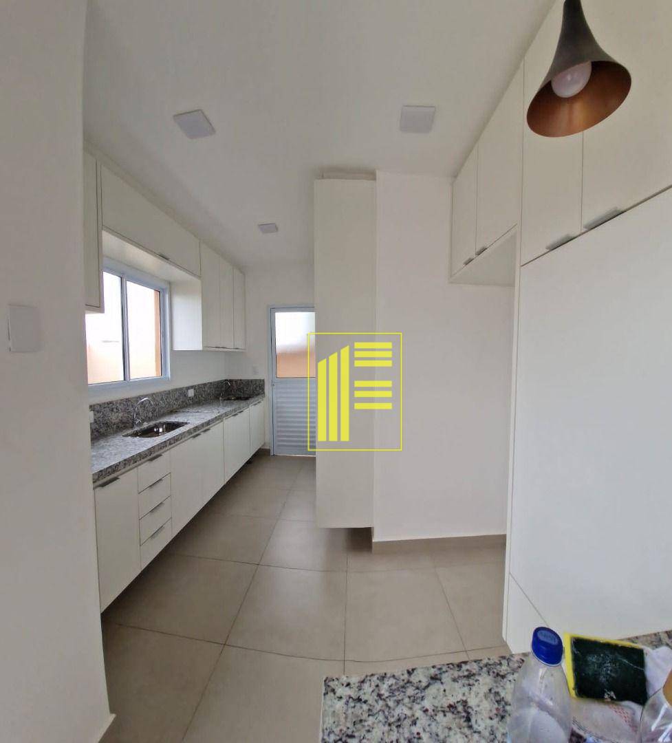 Casa de Condomínio para alugar com 2 quartos, 105m² - Foto 6