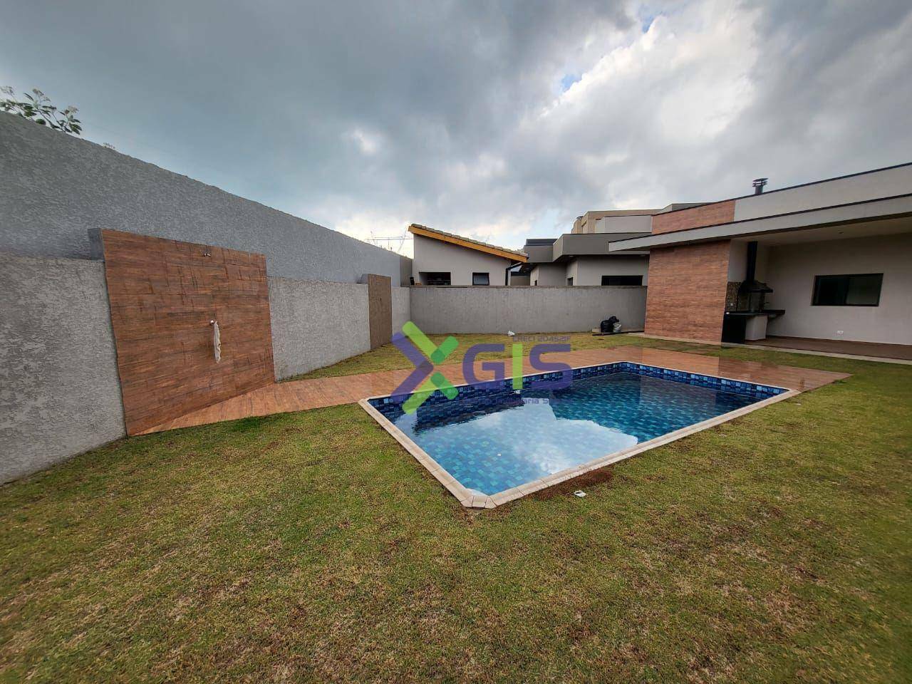 Casa de Condomínio à venda com 3 quartos, 191m² - Foto 4