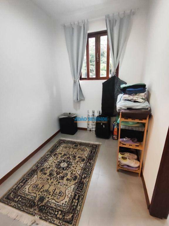 Casa à venda com 7 quartos, 281m² - Foto 36