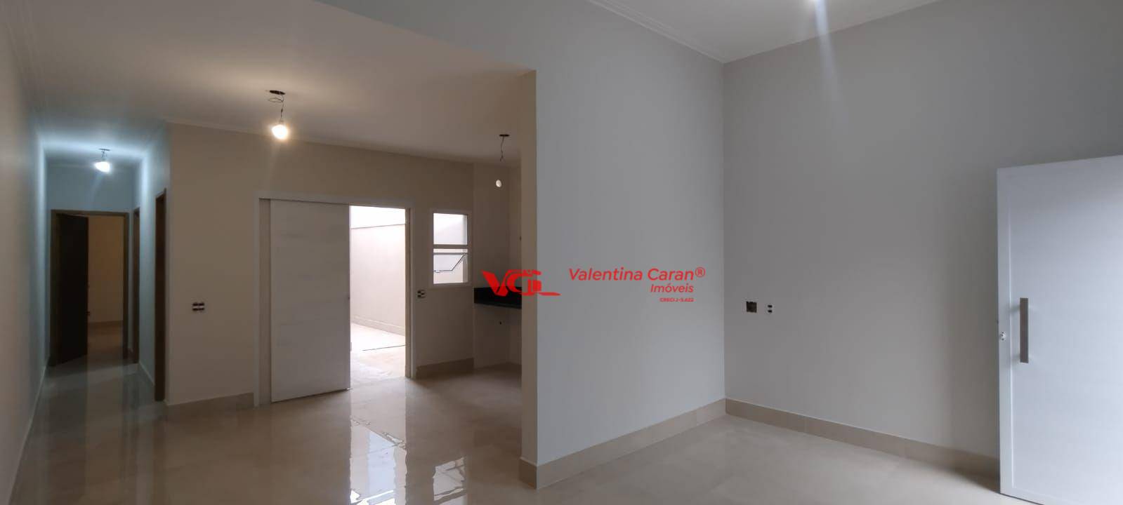 Casa à venda com 2 quartos, 68m² - Foto 3