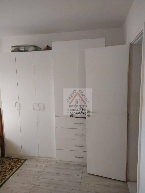 Apartamento à venda com 3 quartos, 98m² - Foto 11