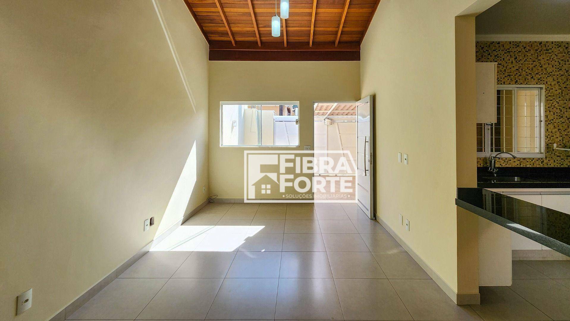 Casa à venda com 3 quartos, 100m² - Foto 4