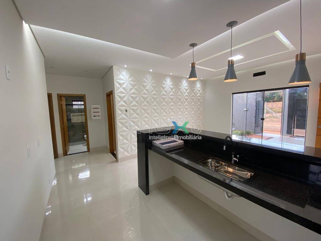 Casa à venda com 2 quartos, 105m² - Foto 13