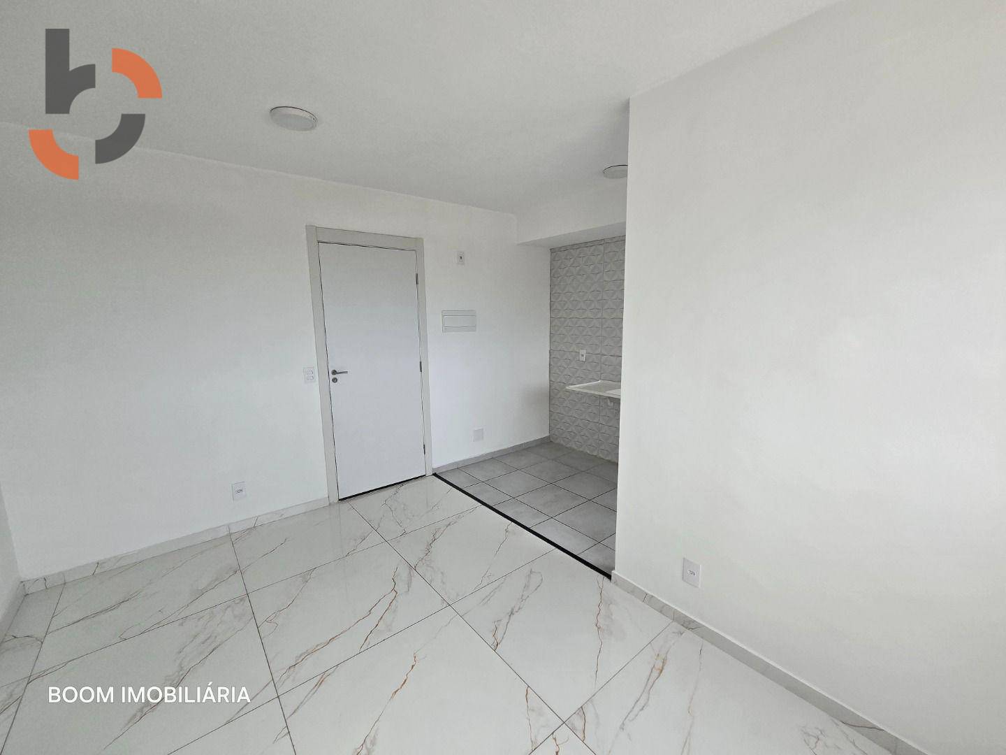 Apartamento para alugar com 2 quartos, 41m² - Foto 2