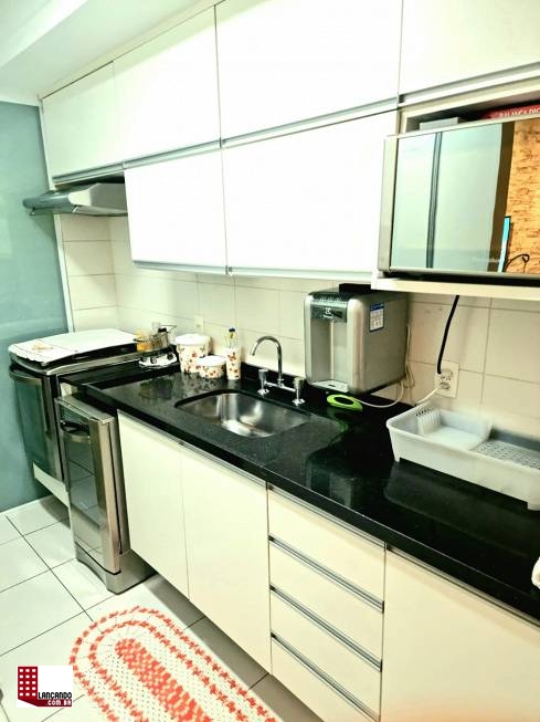 Apartamento à venda com 2 quartos, 67m² - Foto 4