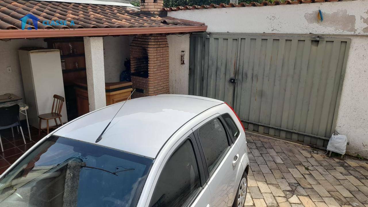 Casa à venda com 3 quartos, 229m² - Foto 20