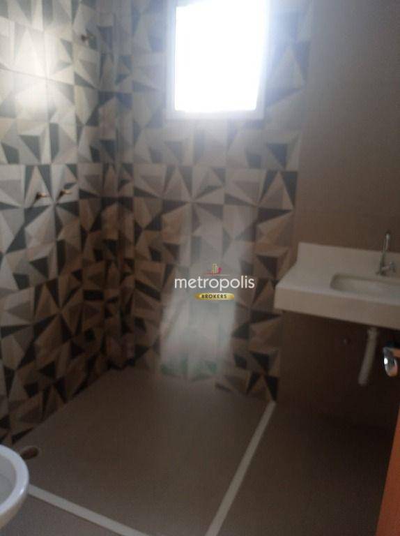 Sobrado à venda com 3 quartos, 200m² - Foto 18