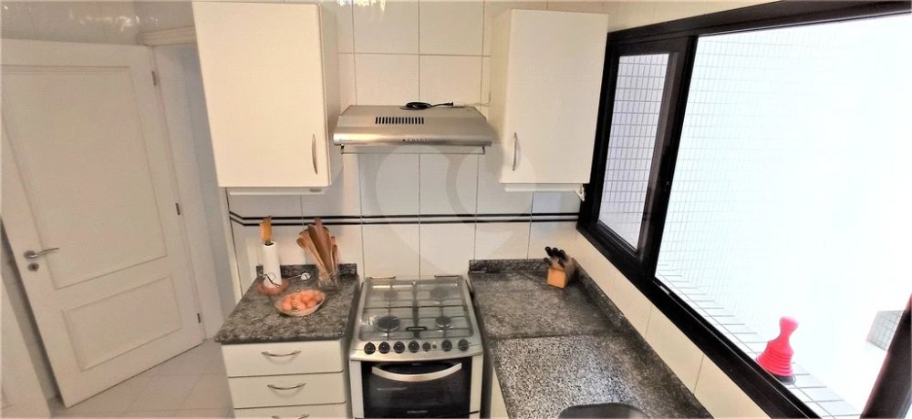 Apartamento à venda com 3 quartos, 120m² - Foto 14