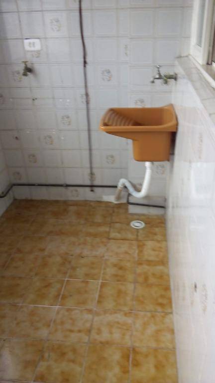 Apartamento para alugar com 2 quartos, 70m² - Foto 53